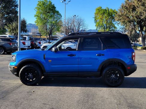 Used 2025 Ford Bronco Sport Badlands image 2