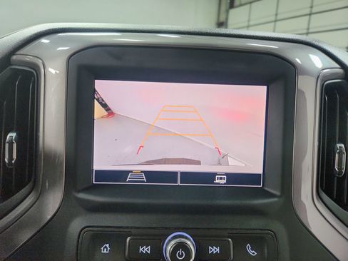 Used 2024 Chevrolet Silverado 1500 Custom image 26