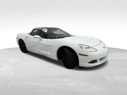 Used 2006 Chevrolet Corvette Convertible w/ Preferred Equipment Group image 7