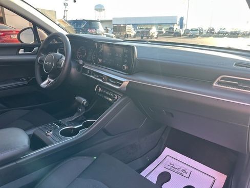 Used 2023 Kia K5 LXS image 9