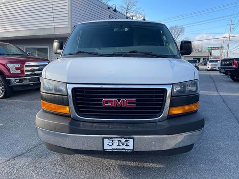 Used 2019 GMC Savana 2500 w/ Enhanced Convenience Package image 2