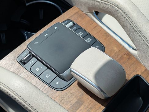 Certified 2024 Mercedes-Benz GLE 350 4MATIC image 26