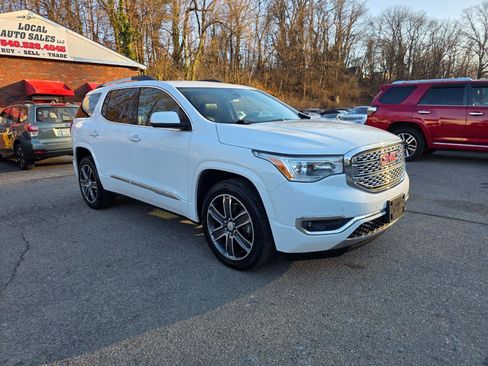 Used 2019 GMC Acadia Denali image 3