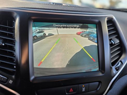 Used 2022 Jeep Cherokee Latitude Lux image 27