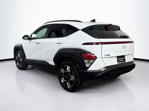 Used 2025 Hyundai Kona SEL AWD/4WD image 5