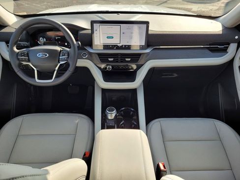 New 2026 Ford Explorer Platinum w/ LUX Leather Package image 29