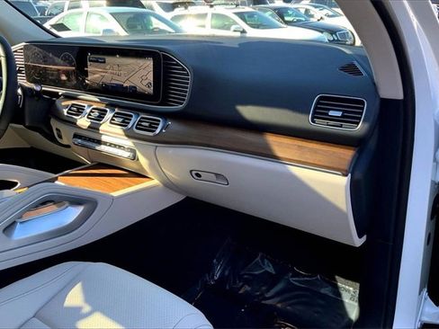 Used 2025 Mercedes-Benz GLE 350 4MATIC image 15