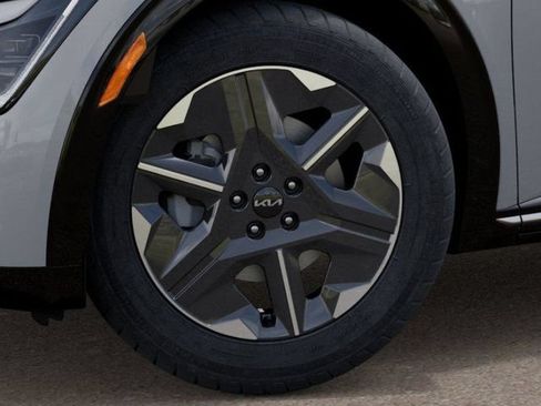 New 2026 Kia EV6 Light AWD/4WD image 9