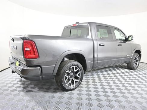 Used 2025 RAM 1500 Laramie AWD/4WD image 7