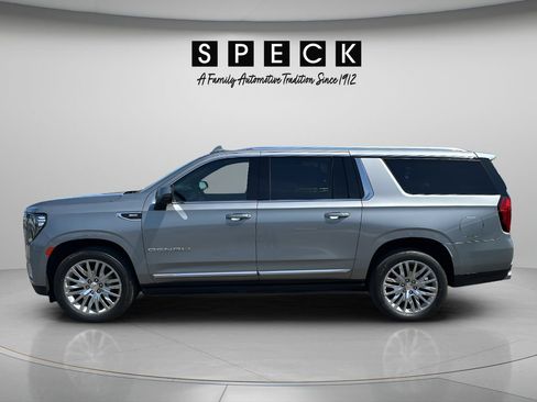 Used 2023 GMC Yukon XL Denali w/ Max Trailering Package AWD/4WD image 2