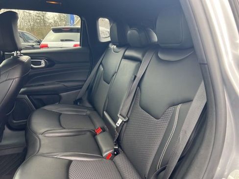 Used 2023 Jeep Compass Altitude image 17