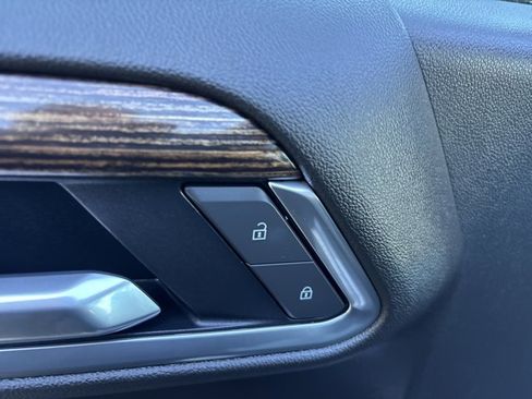 Used 2025 GMC Sierra 1500 Elevation w/ Elevation Premium Package image 21