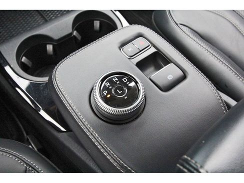 Used 2021 Ford Mustang Mach-E Premium image 25