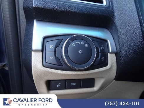 Used 2016 Ford Explorer XLT w/ Equipment Group 202A AWD/4WD image 13