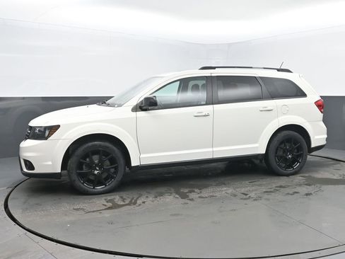 Used 2018 Dodge Journey GT w/ Nav & Sun Group image 2
