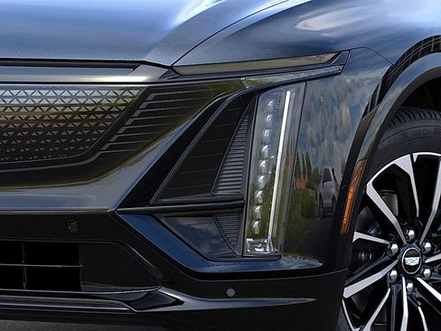New 2026 Cadillac Lyriq Premium Sport RWD image 10