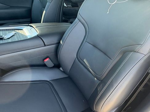 New 2026 Nissan Armada SV image 15