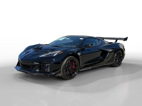 New 2026 Chevrolet Corvette ZR1 w/ ZR1 Carbon Fiber Aero Package RWD image 1