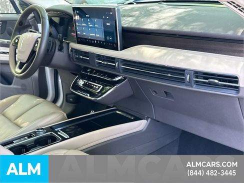 Used 2024 Lincoln Corsair Grand Touring AWD/4WD image 34