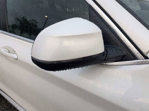 Used 2024 BMW X3 sDrive30i image 12