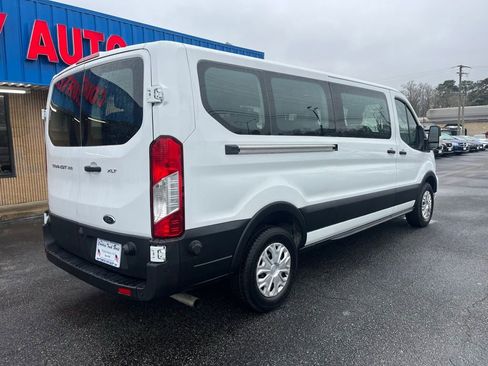 Used 2024 Ford Transit 350 XLT image 4