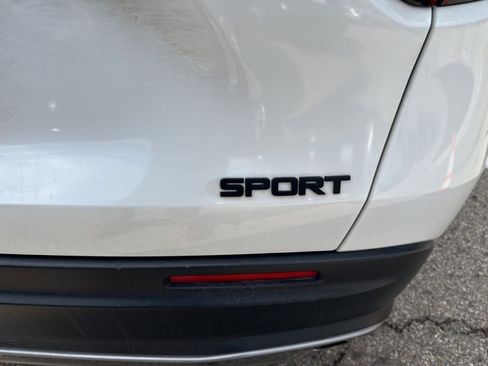 Used 2024 Honda HR-V Sport image 13