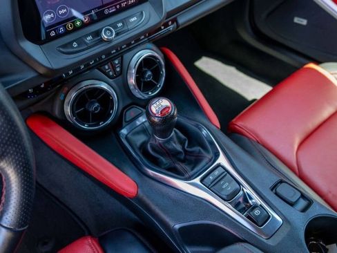 Used 2022 Chevrolet Camaro SS image 33
