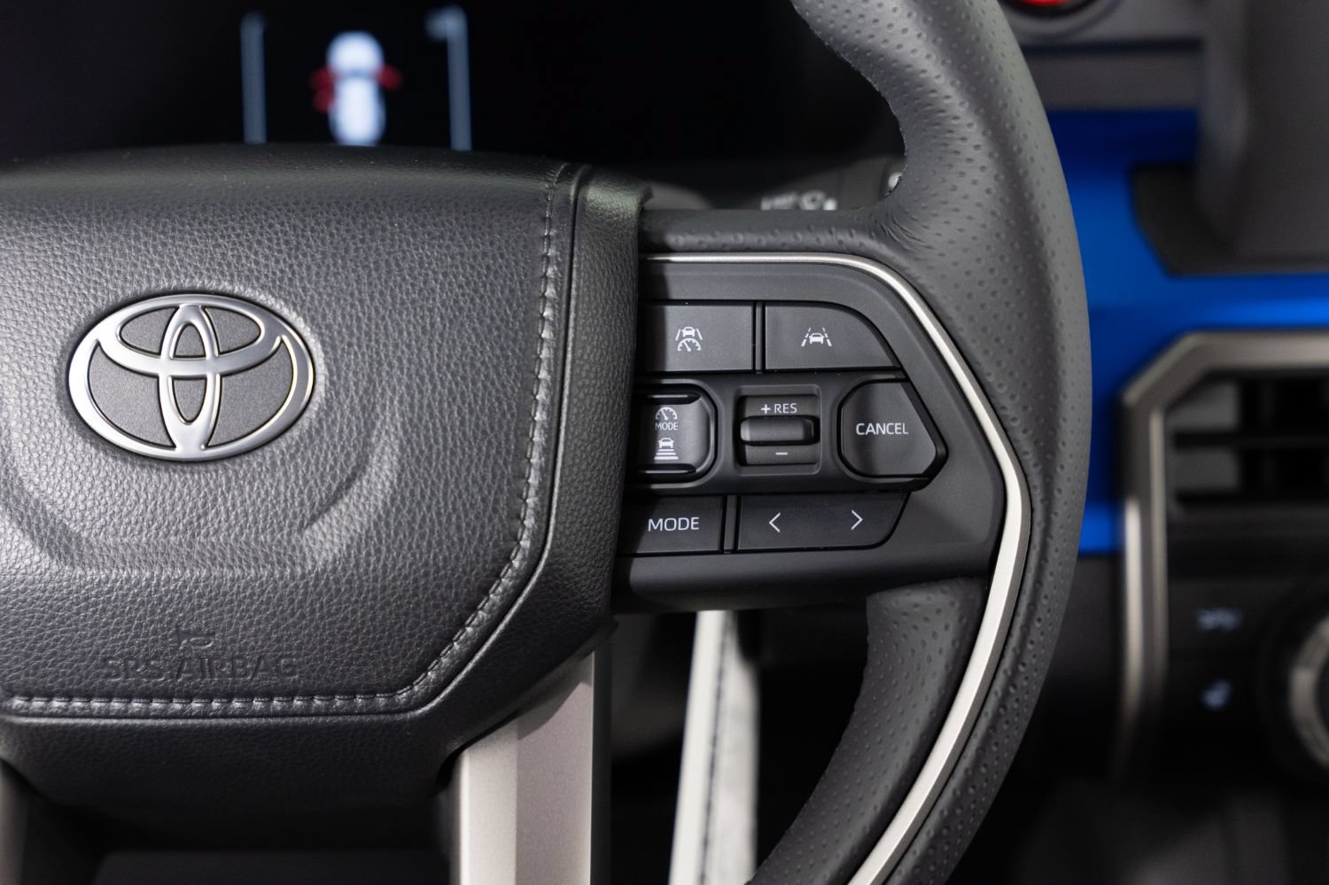Used 2025 Toyota 4Runner TRD Off-Road AWD/4WD image 32