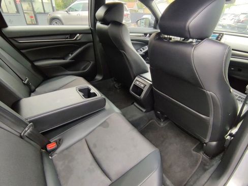 Used 2021 Honda Accord Sport image 19