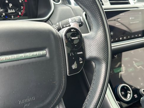 Used 2022 Land Rover Range Rover Sport HSE Silver Edition image 17
