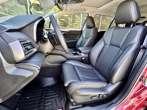 Used 2024 Subaru Outback Limited image 22