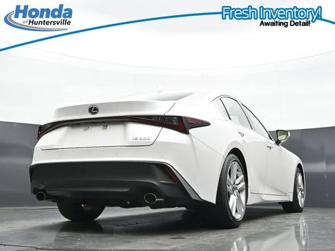 Used 2023 Lexus IS 300 w/ Comfort Package RWD image 36