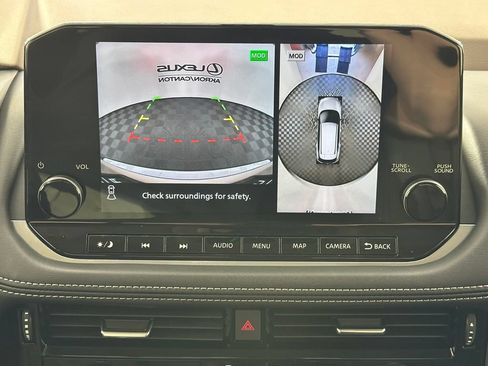 Used 2021 Nissan Rogue Platinum AWD/4WD image 41