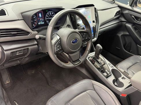 Used 2024 Subaru Crosstrek 2.5i Limited w/ Crosstrek Mirror Package AWD/4WD image 3