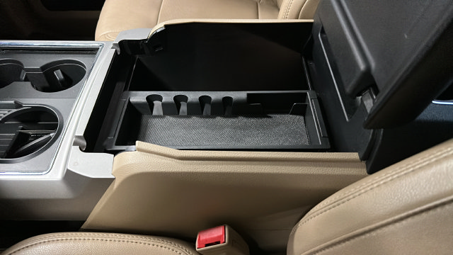 Used 2019 Ford F250 Lariat w/ Lariat Ultimate Package AWD/4WD image 34