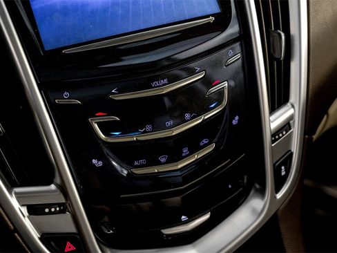 Used 2016 Cadillac SRX Luxury w/ Driver Awareness Package image 23