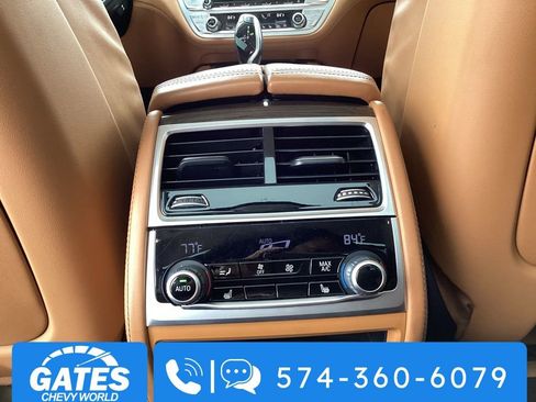 Used 2021 BMW 740i xDrive 740i xDrive w/ Premium Package image 15