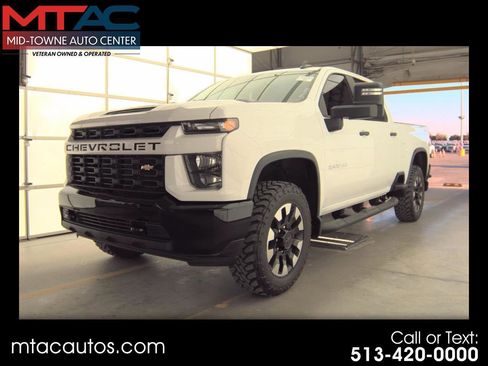 Used 2020 Chevrolet Silverado 2500 Custom w/ Custom Value Package image 1