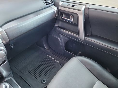 Certified 2020 Toyota 4Runner SR5 Premium image 13