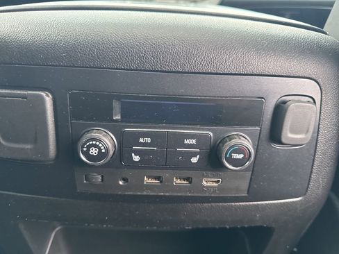 Used 2019 GMC Yukon Denali w/ Denali Ultimate Package image 33