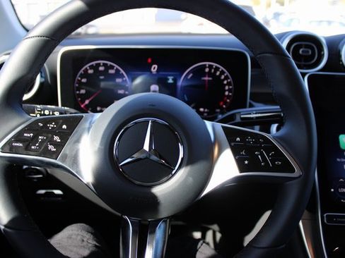 New 2025 Mercedes-Benz GLC 350e 4MATIC image 22