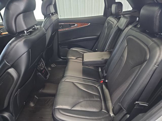 Used 2019 Lincoln Nautilus Reserve AWD/4WD image 36