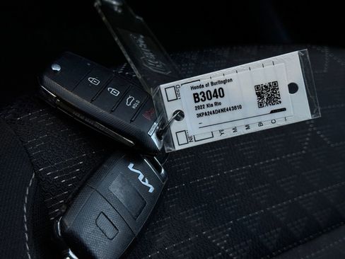 Used 2022 Kia Rio S image 31