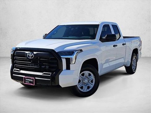 Used 2025 Toyota Tundra SR image 1