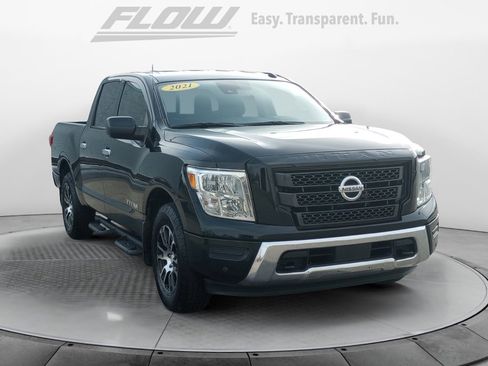 Used 2021 Nissan Titan SV w/ SV Convenience Package image 1