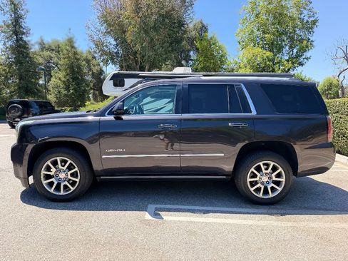 Used 2016 GMC Yukon Denali w/ Open Road Package RWD image 3