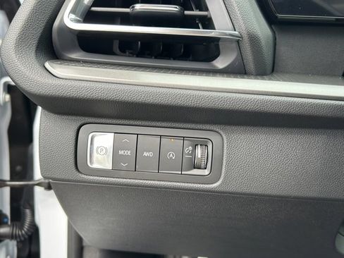 New 2026 Chevrolet Traverse LT w/ Driver Confidence Package image 22