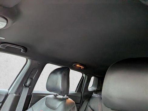 Used 2023 Jeep Compass Trailhawk w/ Trailhawk Elite Group image 18