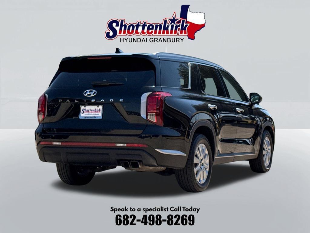 Used 2024 Hyundai Palisade SEL FWD image 6