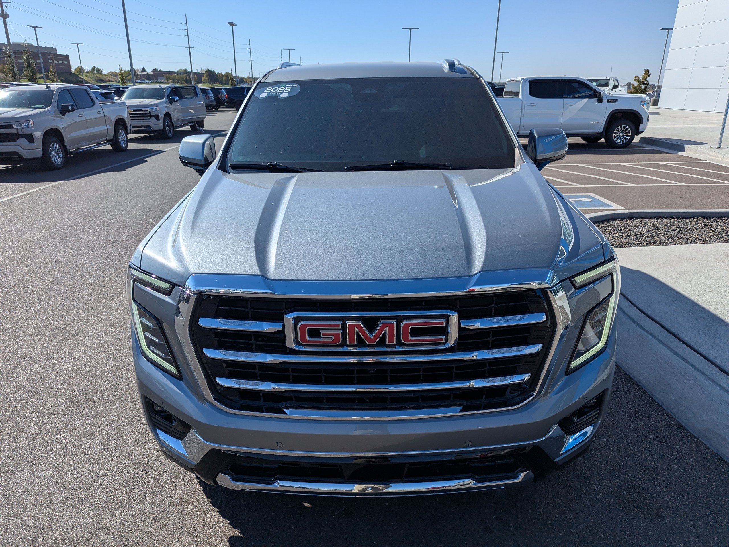 Used 2025 GMC Yukon Elevation AWD/4WD image 6